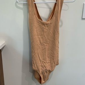 NWT ARQ Cleo Leo - sz XL - Pecan